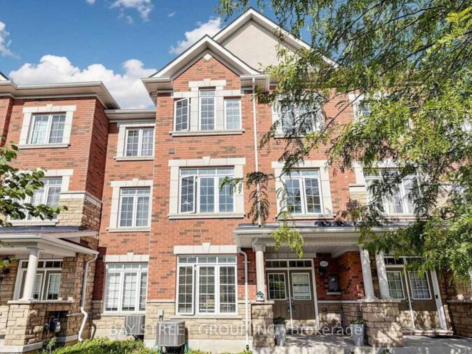 397 SWITCHGRASS STREET, Oakville, Ontario L6M 4M2