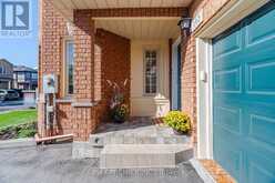 66 - 102 PINEDALE GATE | Vaughan Ontario | Slide Image Two