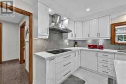 20369 CENTRE STREET | East Gwillimbury Ontario | Slide Image Nine