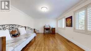 90 OFFORD CRESCENT | Aurora Ontario | Slide Image Thirty-two