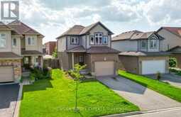 2025 DENVIEW AVENUE | London Ontario | Slide Image Two