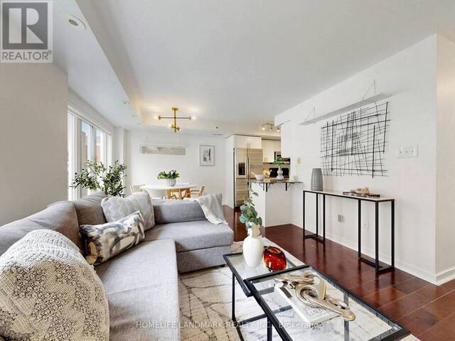 #4 - 29 FRANCES LORING LANE Toronto Ontario, M4M 3E8 - 2 Bedrooms Condo For Sale