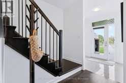 5 - 211 SQUIRE CRESCENT | Oakville Ontario | Slide Image Ten