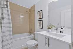 5 - 211 SQUIRE CRESCENT | Oakville Ontario | Slide Image Fifteen