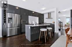 5 - 211 SQUIRE CRESCENT | Oakville Ontario | Slide Image Eighteen