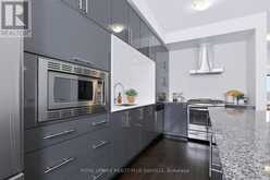 5 - 211 SQUIRE CRESCENT | Oakville Ontario | Slide Image Nineteen