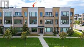 5 - 211 SQUIRE CRESCENT | Oakville Ontario | Slide Image Six