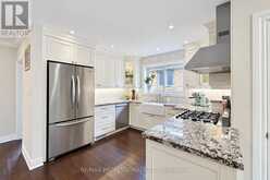 55 RAYSIDE DRIVE | Toronto Ontario | Slide Image Seventeen