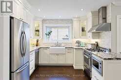 55 RAYSIDE DRIVE | Toronto Ontario | Slide Image Eighteen
