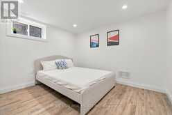 212 WEST 33RD STREET | Hamilton Ontario | Slide Image Twelve