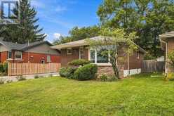 212 WEST 33RD STREET | Hamilton Ontario | Slide Image Two