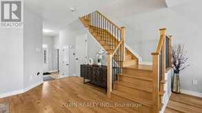 233 SITTELLE PRIVATE | Ottawa Ontario | Slide Image Three