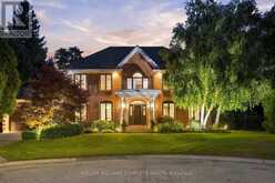 359 SUNNYMEADE DRIVE | Ancaster Ontario | Slide Image One