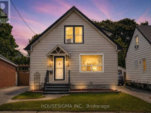 93 BROCK STREET W Oshawa Ontario, L1G 1R7 - 5 Bedrooms Home For Sale