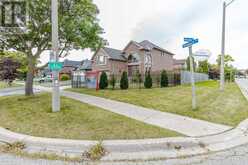 5772 WHITEHORN AVENUE | Mississauga Ontario | Slide Image Three