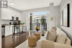 701 - 2486 OLD BRONTE ROAD | Oakville Ontario | Slide Image Six