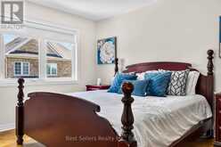 61 BRAITH CRESCENT | Whitchurch-Stouffville Ontario | Slide Image Thirty-three