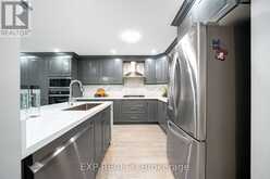 2276 FAIRMOUNT DRIVE | Oakville Ontario | Slide Image Twelve