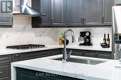 2276 FAIRMOUNT DRIVE | Oakville Ontario | Slide Image Thirteen