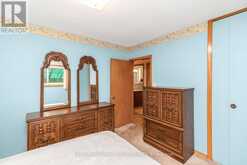30 GOLDFINCH ROAD | Hamilton Ontario | Slide Image Nineteen