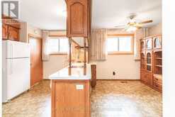 30 GOLDFINCH ROAD | Hamilton Ontario | Slide Image Eight