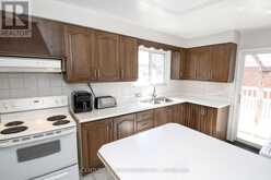 3 COLLEGE PARK DRIVE | Welland Ontario | Slide Image Fifteen