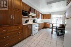 3 COLLEGE PARK DRIVE | Welland Ontario | Slide Image Sixteen