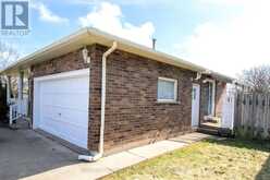 3 COLLEGE PARK DRIVE | Welland Ontario | Slide Image Four