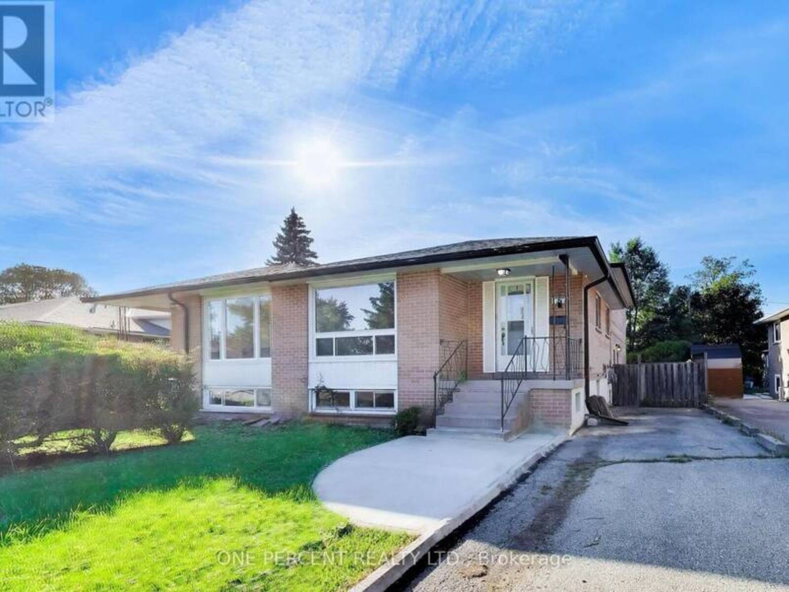1272 PALLATINE DRIVE, Oakville, Ontario L6H 1Z2