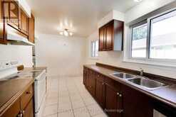 1272 PALLATINE DRIVE | Oakville Ontario | Slide Image Ten