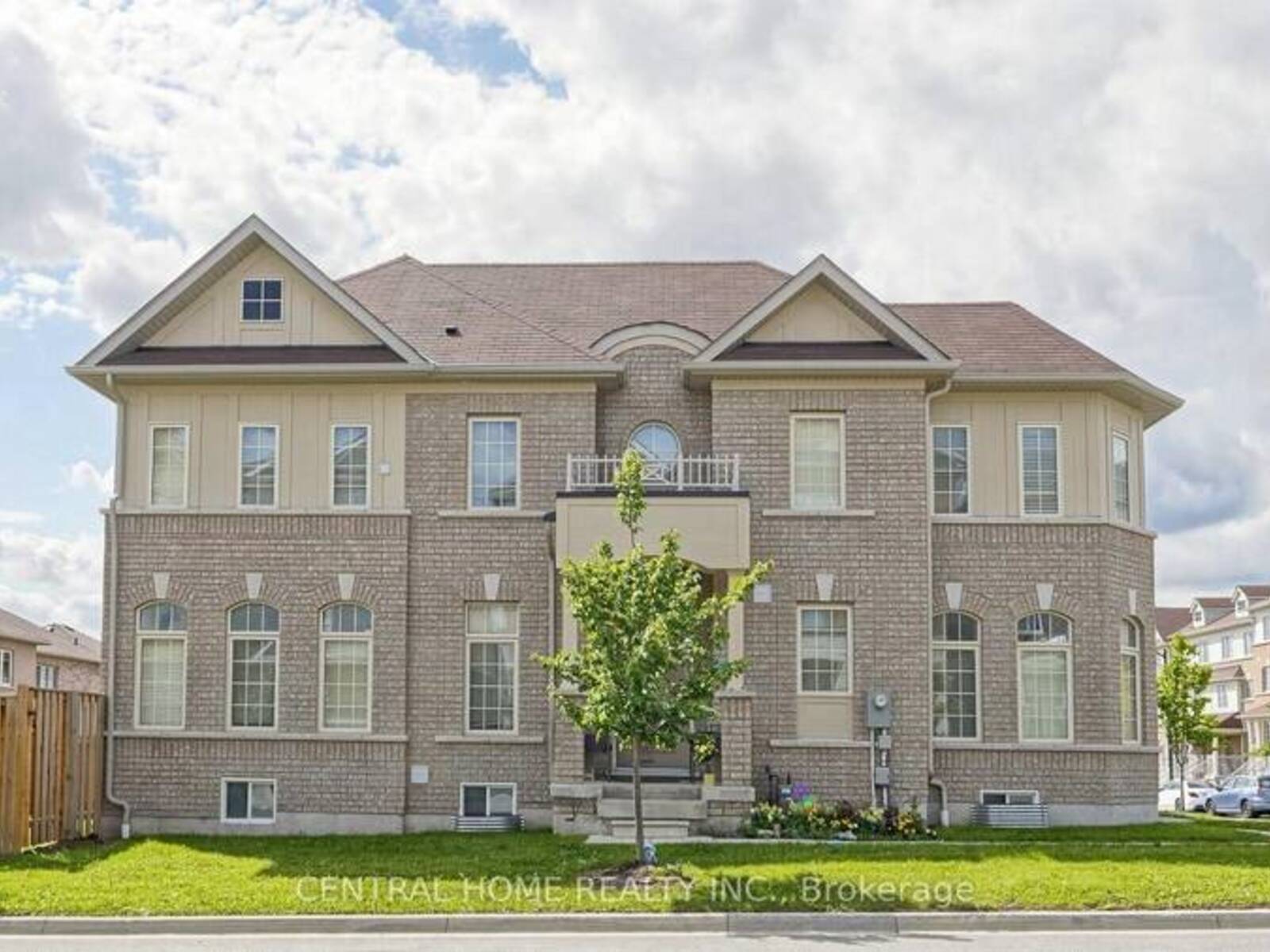 25 CAMILLERI ROAD, Ajax, Ontario L1Z 0T2