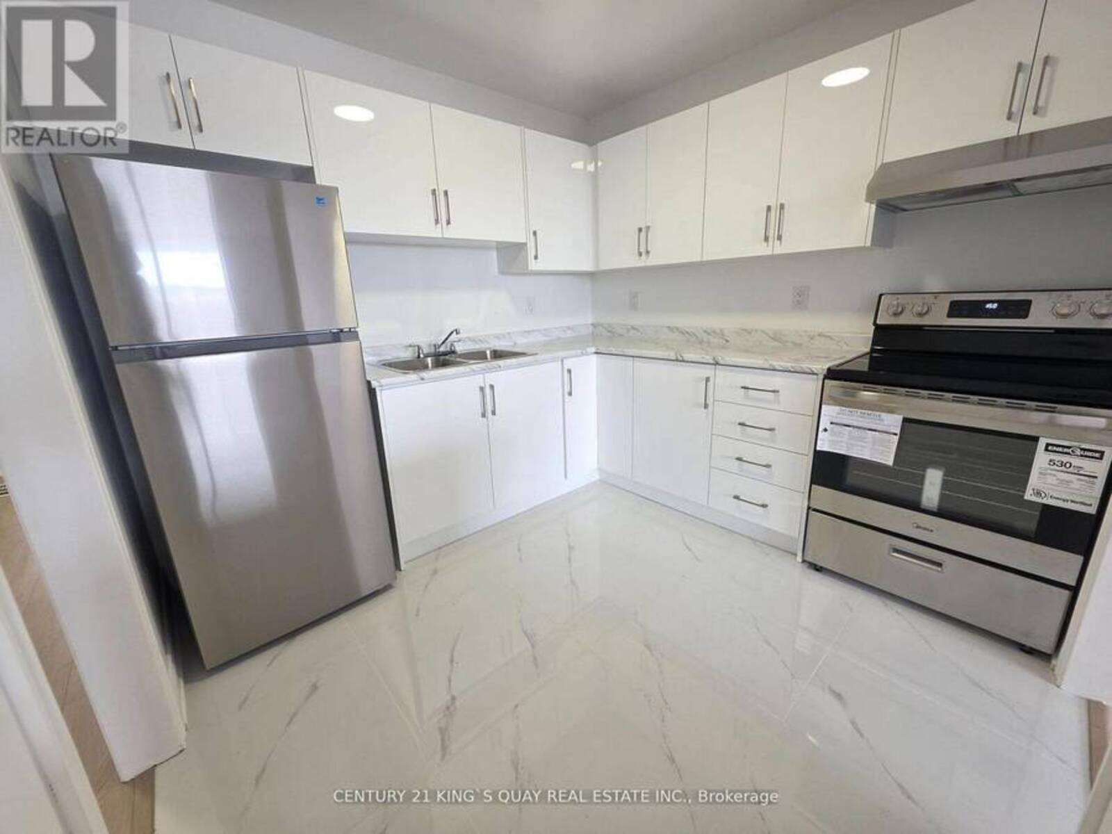 1346 KENNEDY ROAD, Toronto, Ontario M1P 2L7
