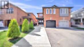 70 VINTAGE GATE | Brampton Ontario | Slide Image Two