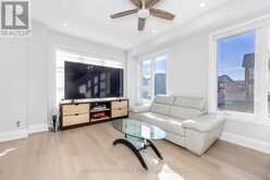 15 PERCY RYE AVENUE | Markham Ontario | Slide Image Fifteen