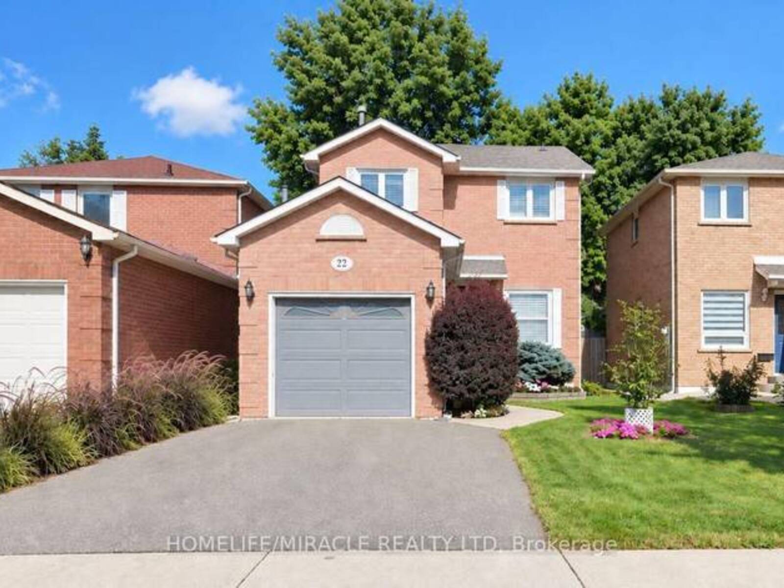 22 MURDOCH DRIVE, Brampton, Ontario L6X 3Y2