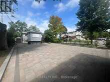 1045 OXFORD STREET E | London Ontario | Slide Image Thirteen