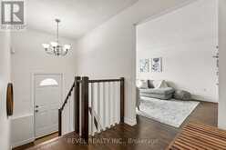 317 REXFORD DRIVE | Hamilton Ontario | Slide Image Four