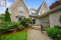 41 COOPERAGE CRESCENT | Richmond Hill Ontario | Slide Image Two