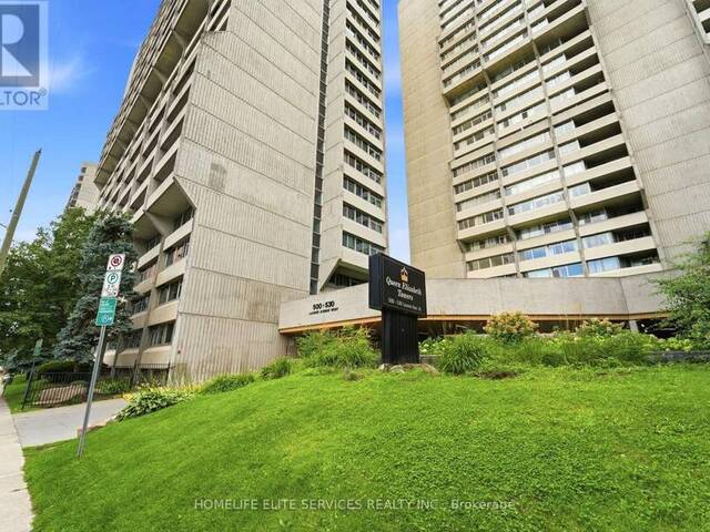 909 - 500 LAURIER AVENUE W Ottawa Ontario, K1R 5E1 - 1 Bedroom Condo For Sale