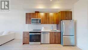 524 - 681 YONGE STREET | Barrie Ontario | Slide Image Eight