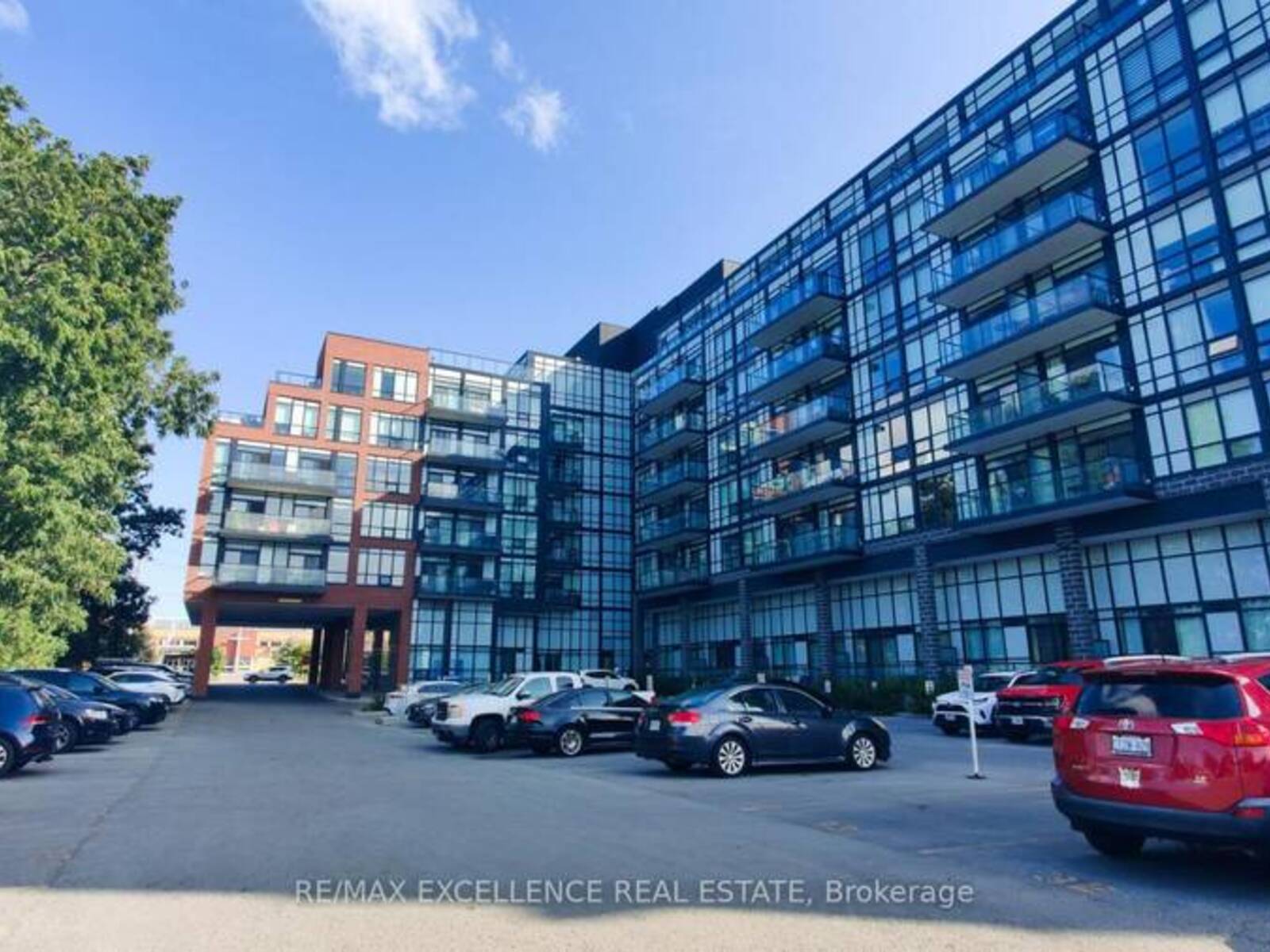 524 - 681 YONGE STREET, Barrie, Ontario L4N 4E8