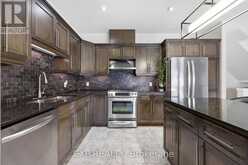 665 GREENHILL AVENUE N | Hamilton Ontario | Slide Image Fifteen