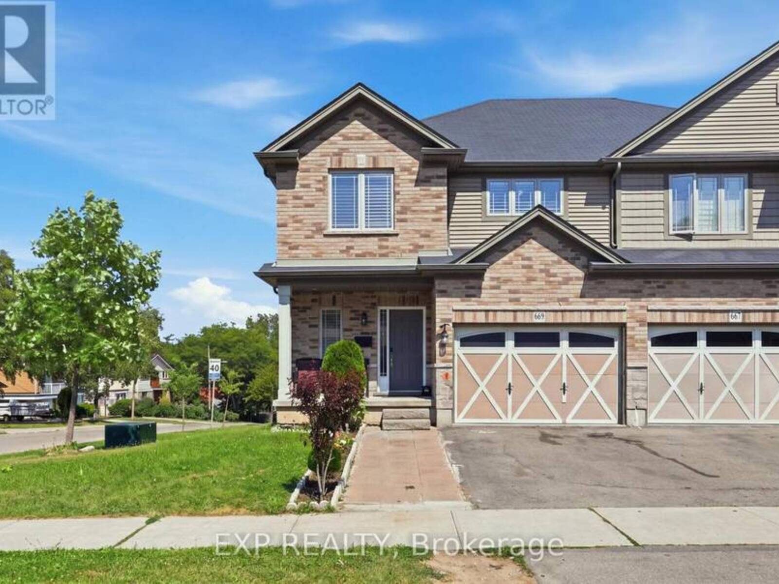 665 GREENHILL AVENUE N, Hamilton, Ontario L8K 6E2
