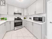 31 VEGA CRESCENT | Hamilton Ontario | Slide Image Thirteen