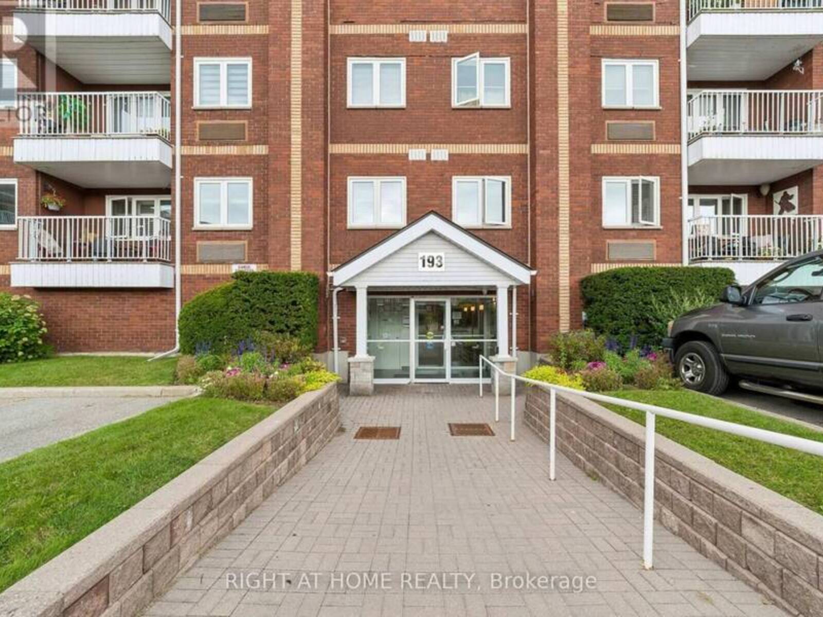 318 - 193 LAKE DRIVEWAY DRIVE W, Ajax, Ontario L1S 7H8