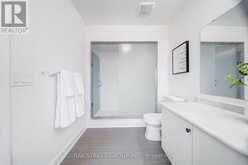 42 DARIOLE DRIVE | Richmond Hill Ontario | Slide Image Sixteen