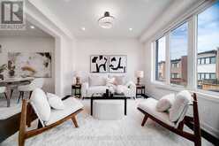 42 DARIOLE DRIVE | Richmond Hill Ontario | Slide Image Nine