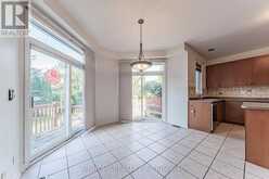 48 RED ASH DRIVE | Markham Ontario | Slide Image Ten