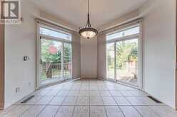 48 RED ASH DRIVE | Markham Ontario | Slide Image Sixteen