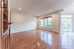 48 RED ASH DRIVE | Markham Ontario | Slide Image Nine